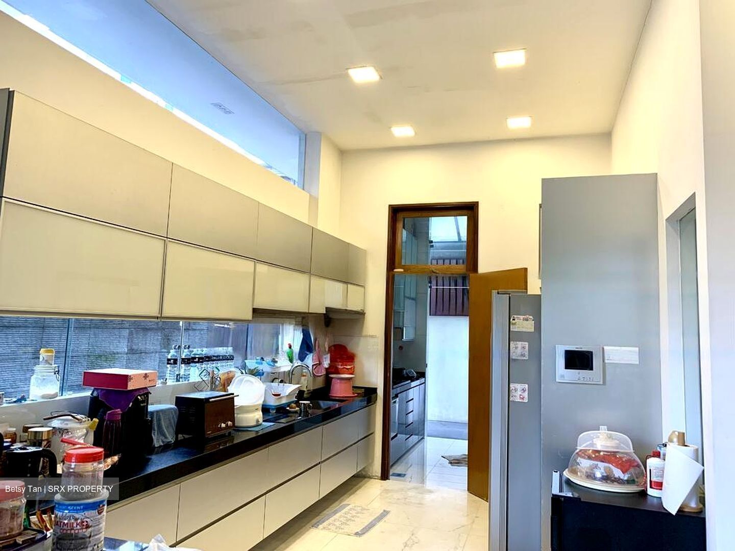 Holland Grove Road (D10), Semi-Detached #486300691